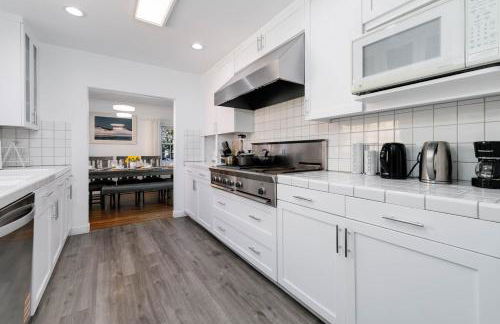 Valley Oasis Pool Hot Tub Near Universal - Foto 10