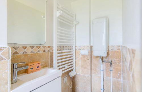 Maison semi-troglodyte entre Loire et châteaux - Photo 17