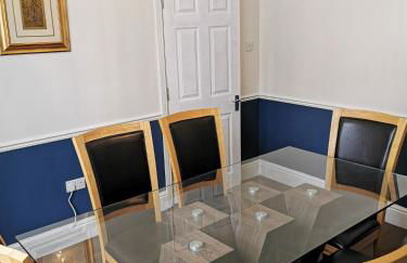 Family Friendly I Pets Welcome I Short Walk to Railway Station I 10min Drive to Safari Park - Foto 14