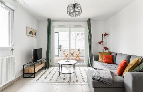 NOUVEAU ! Appartement 2 chambres, parking, proche tramway et métro, terrasse - Foto 2