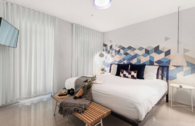 Roami at 250 Collins - Foto 85