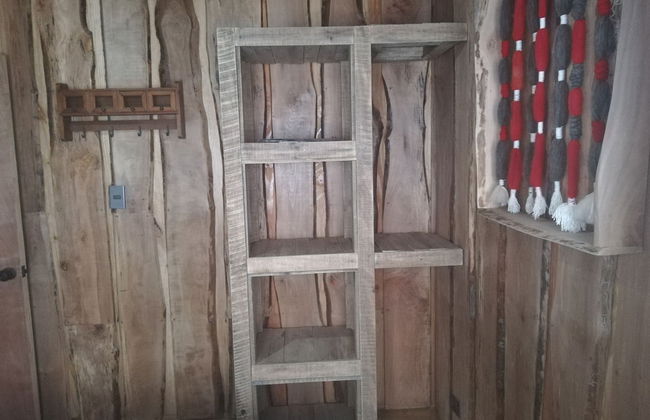 Wonderful Rustic Cabin 2, With Native Logs, on the Banks of the Trancura River - Foto 4