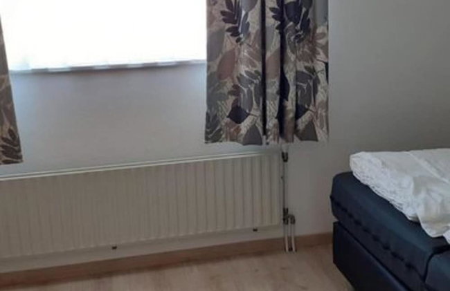 Cosy Bungalow Near the Beach - Photo 4