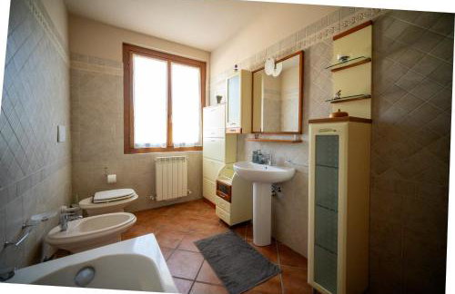Villino Blu Private Villa on the Chianti Hils 10 Plus 2 pax - Photo 100