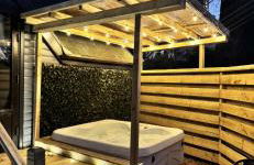 Danu 1A -Hot Tub-Perth-Pet Friendly-Luxury-Romantic - Photo 3