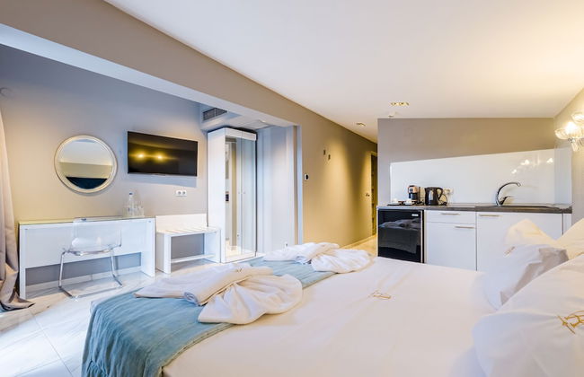 Alpha Luxury Suites - Foto 15