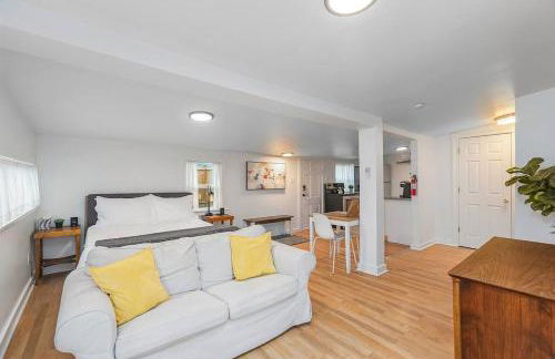 Walk to the waterfront! The Hobbit House - Foto 13