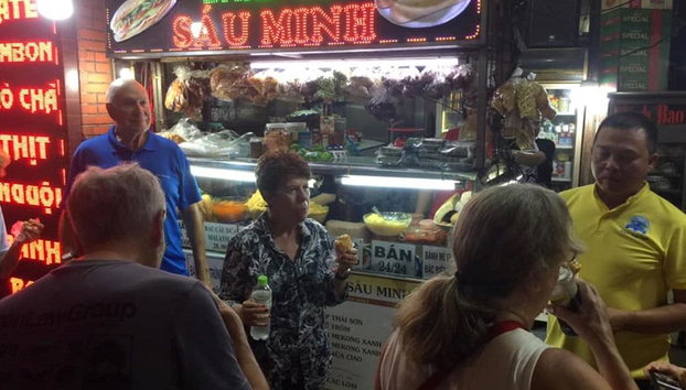 Saigón en Jeep: Recorrido gastronómico y por la ciudad - Tour privado nocturno - Foto 4