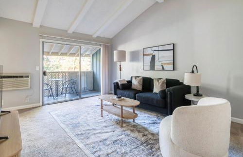 Blueground West Valley pool nr Cupertino Park SFO-2106 - Photo 1