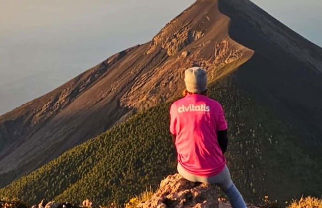 Ruta de 2 días de trekking por el volcán Acatenango - Foto 2