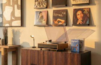 CASA Arlington Suite with In-Suite Massage Chair & Premium Amenities - Foto 5