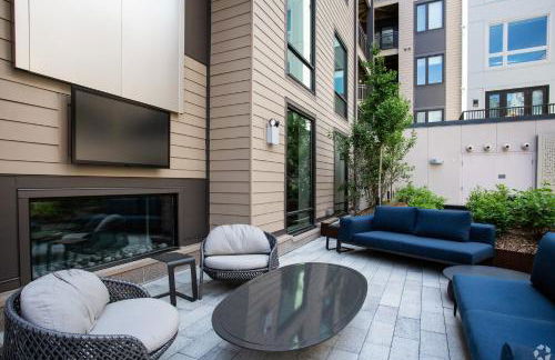 Hyatus Luxury Residences Boston South Bay Designer Collection - Photo 18