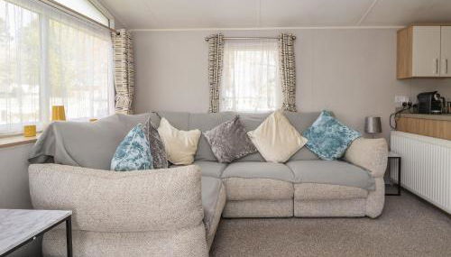 Woodlands Lodge - Photo 5