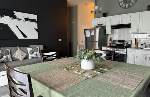 Triple See NY Now - Sleeps 41 -15 Mins to NYC - Foto 32