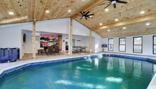 (NEW) Blue Mtn Poconos Retreat Htd pool pet frndly - Foto 2