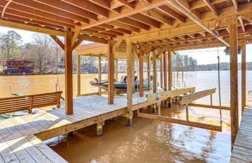 2-Tier Dock with Lift! Jordan Lake Family Retreat - Foto 2