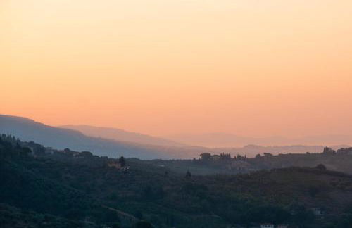 Spacious Apartment in Lisciano Niccone with Mountain View - Photo 28