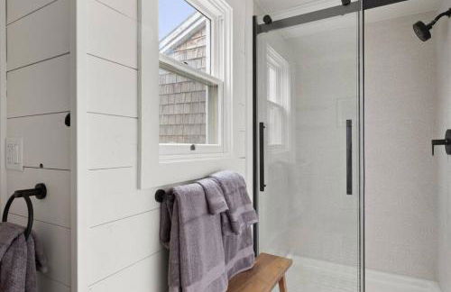 100% Renovated Stowe Village Farmhouse - Photo 28