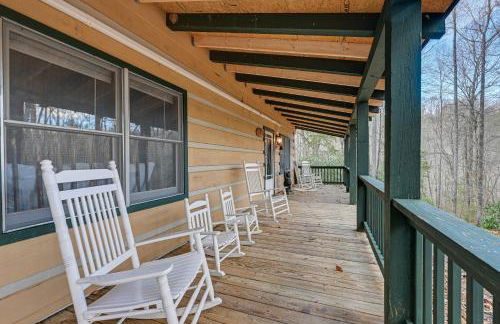 Fire Pit and Porch Rustic Retreat in North Carolina - Foto 2