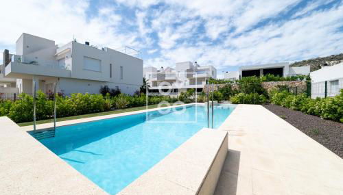 Flamenco Garden, design apt, heated pool, at La Finca Golf Resort - By Oyoostays - Foto 3