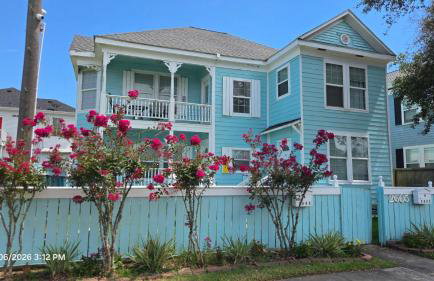 Experience Galveston- Only 1 Block to Beach & Pleasure Pier- 2BED 2Bath-6Beds-7 Minutes to Cruise Port-CasaAzul-2605A- - Foto 11