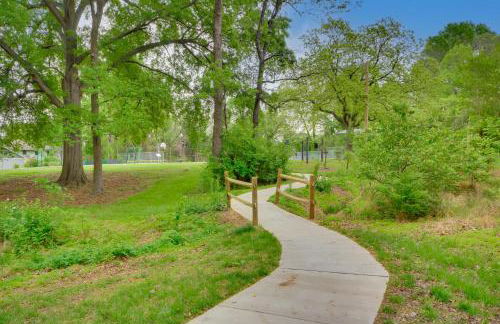 2 Mi to Downtown Greensboro Home By Park! - Photo 2