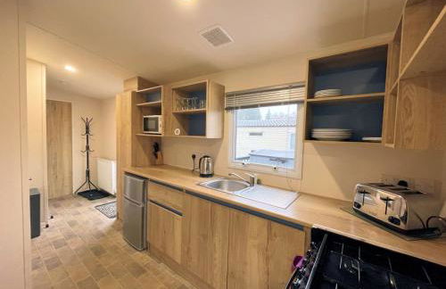 Cosy 3BR Getaway in Beautiful Country Park - Pass the Keys - Foto 9