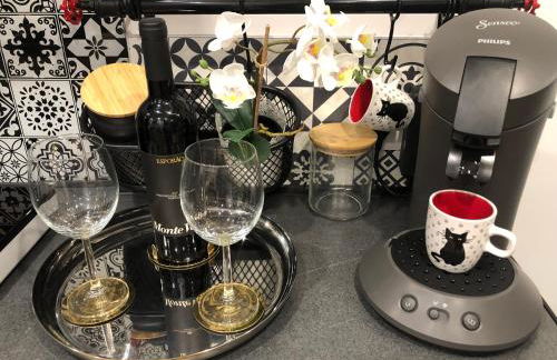 Paris-Eiffel, bienvenue -terrasse -Netflix - Foto 7