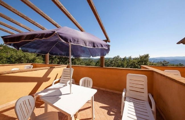 Al Castelluccio - Photo 12