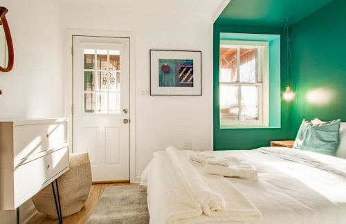 Over the Moon About C Adams Morgan METRO subway Rock Creek Park - Foto 2