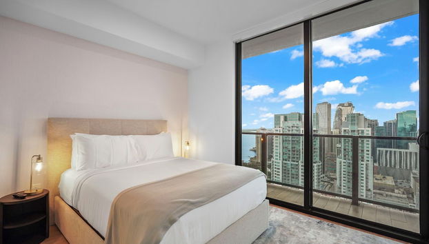 Bayside Apt with Stunning City Views - Foto 3, Habitación