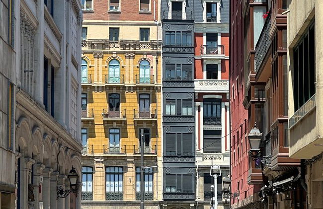 Excursión a pie de 2 horas por Bilbao Iconos y Safari fotográfico - Foto 6