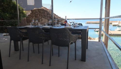 Captains beach home - Photo 1