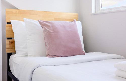 Cosy flat with free parking near London hotspots - Foto 23