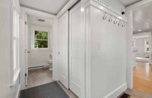 Dog Friendly 2BR Home Walk to Beach+Bearskin Neck - Foto 8