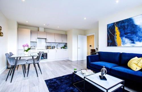 Hybrid Resi - London, Sutton, Free car or van parking - Foto 42