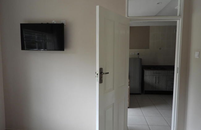 2 Bed Apartment With Ensuite Kitchenette- 2071 - Foto 24