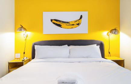 Dual Bachelor Pads w/ Rooftop Lounge & Games Sleeps 26 5 Min to Broadway - Foto 69