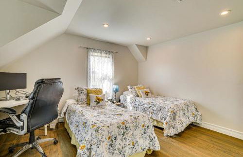 Near Yale and Lighthouse Point Beach Home with Pool! - Foto 17