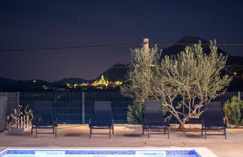 Villa Ivka NEW HOUSE pool and beautiful view - Photo 13