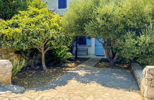 1 Bedroom Lovely Apartment In Nerezine - Foto 6