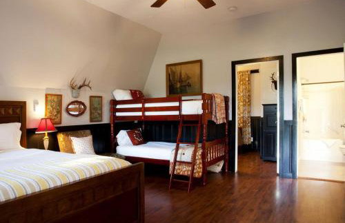 Spacious Vacation Rental for Groups or Events with Sauna and Hot Tub in Athol, Idaho - Photo 14