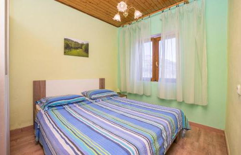 1 Bedroom Awesome Apartment In Dinjiska - Foto 15