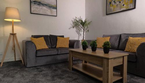 Halifax Hideaway - Free Parking - Photo 1