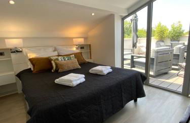 Le Rooftop Tropézien - Photo 14