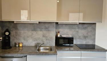 Pontarlier le Sympa ! 400m de la gare - Ma Petite Résa - Foto 4, stove, toaster