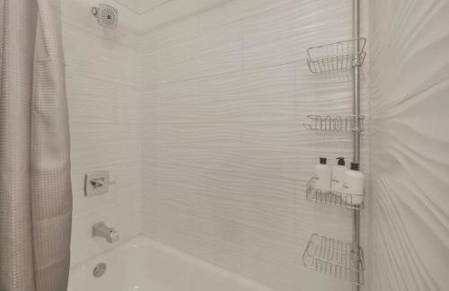 MidCentury Mod Suite, Hudson River/Mt Beacon Views - Foto 16