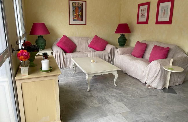 Beautiful 4 Bedroom Duplex Apartment - Foto 8