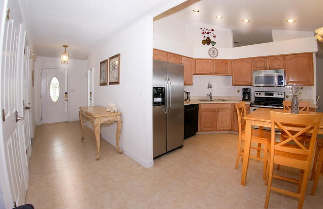 Large Pool With Jacuzzi, Near the Disney Attractions!! - Foto 7