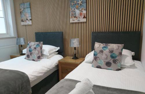 Meadow View Apartments are 2 and 3 bedroomed with private parking - Foto 74